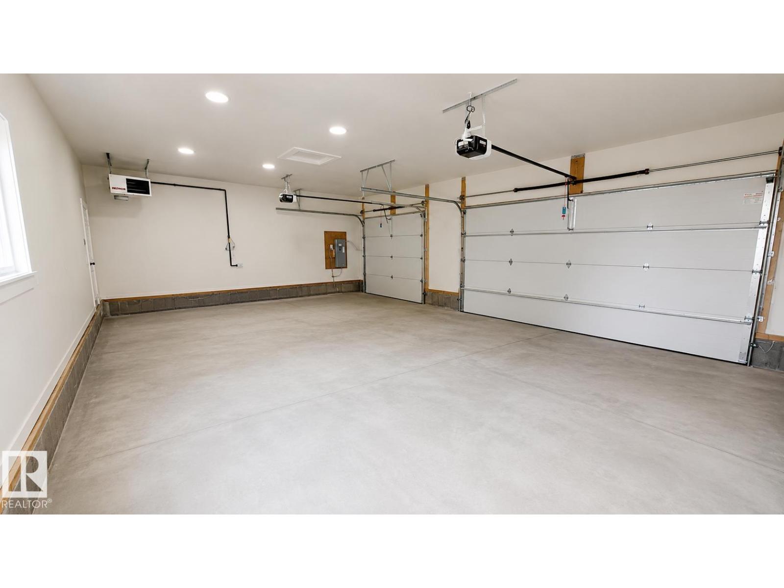 4710 49 ST - 31