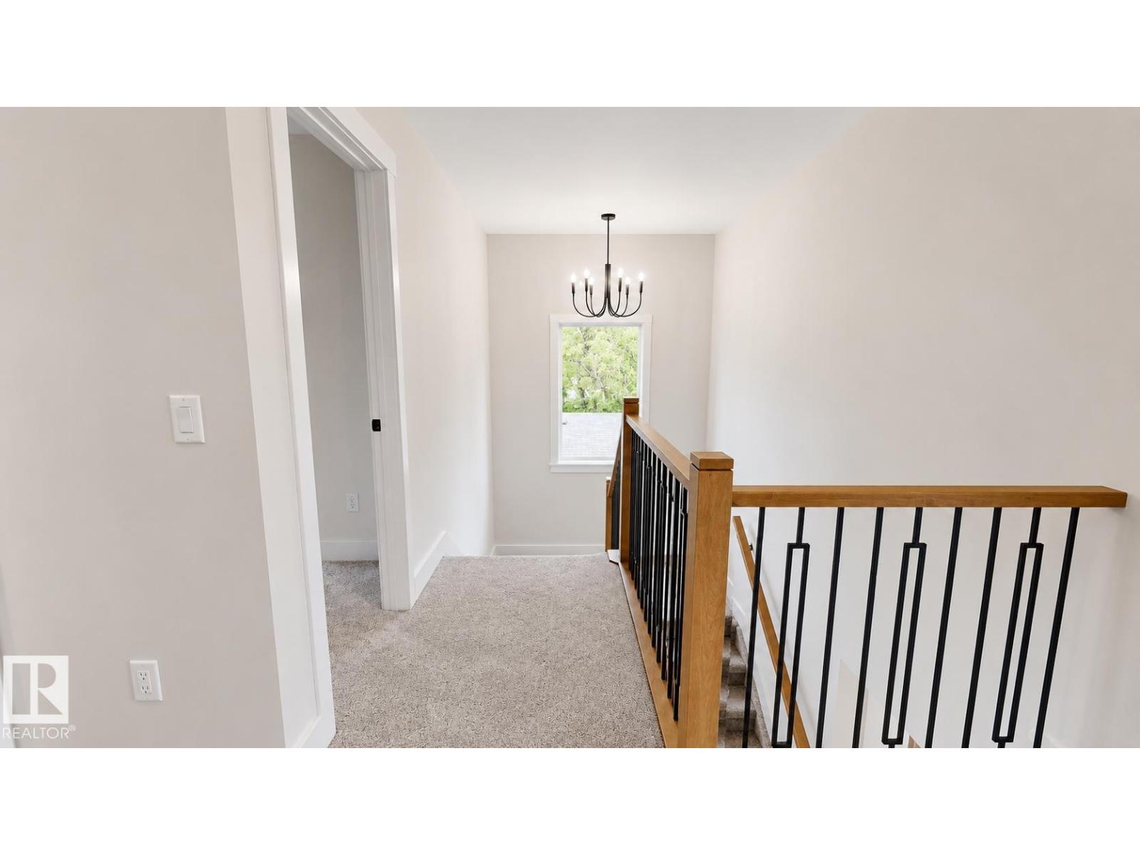 4710 49 ST - 8