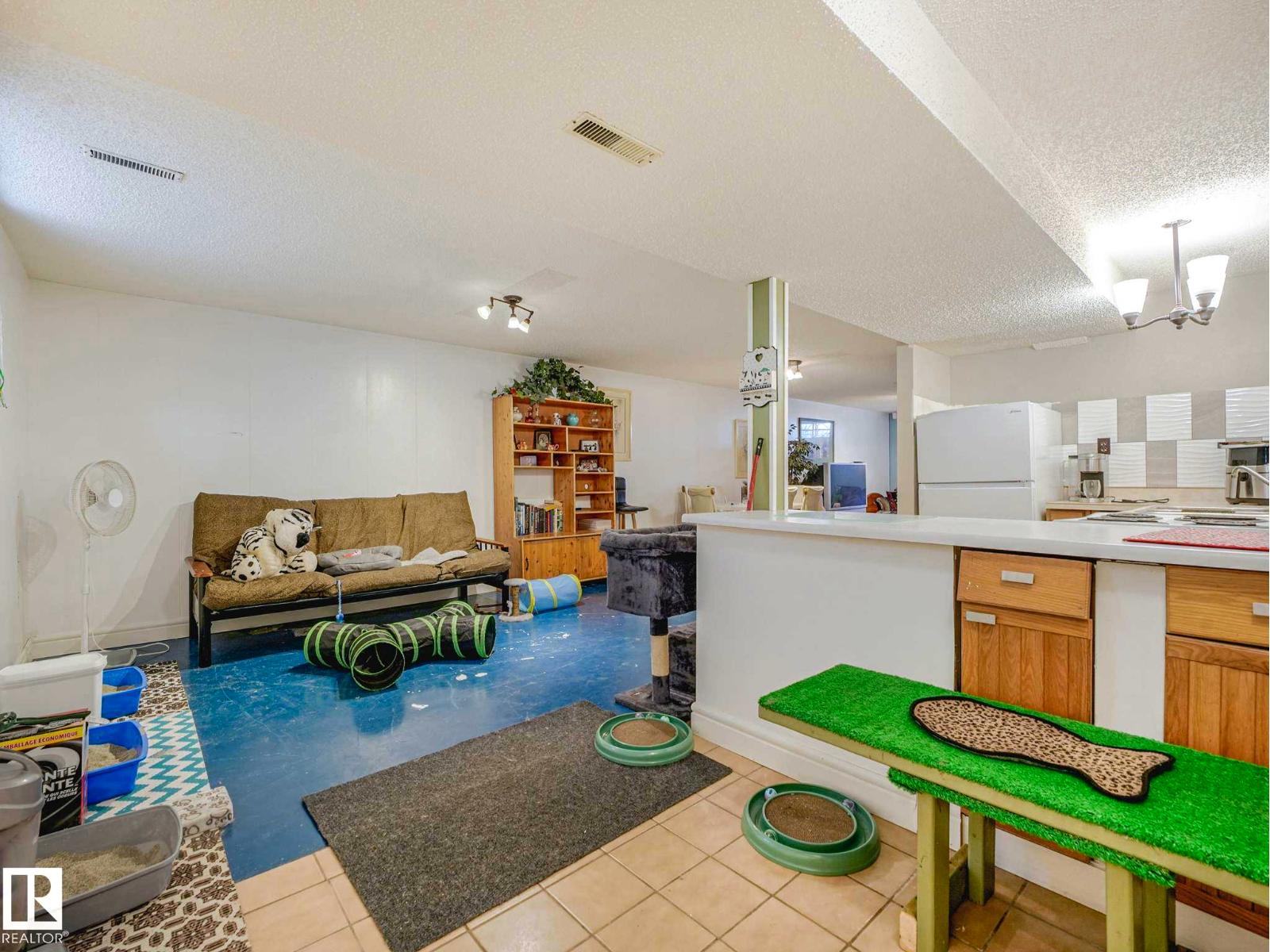 11514 138 AV NW - 38