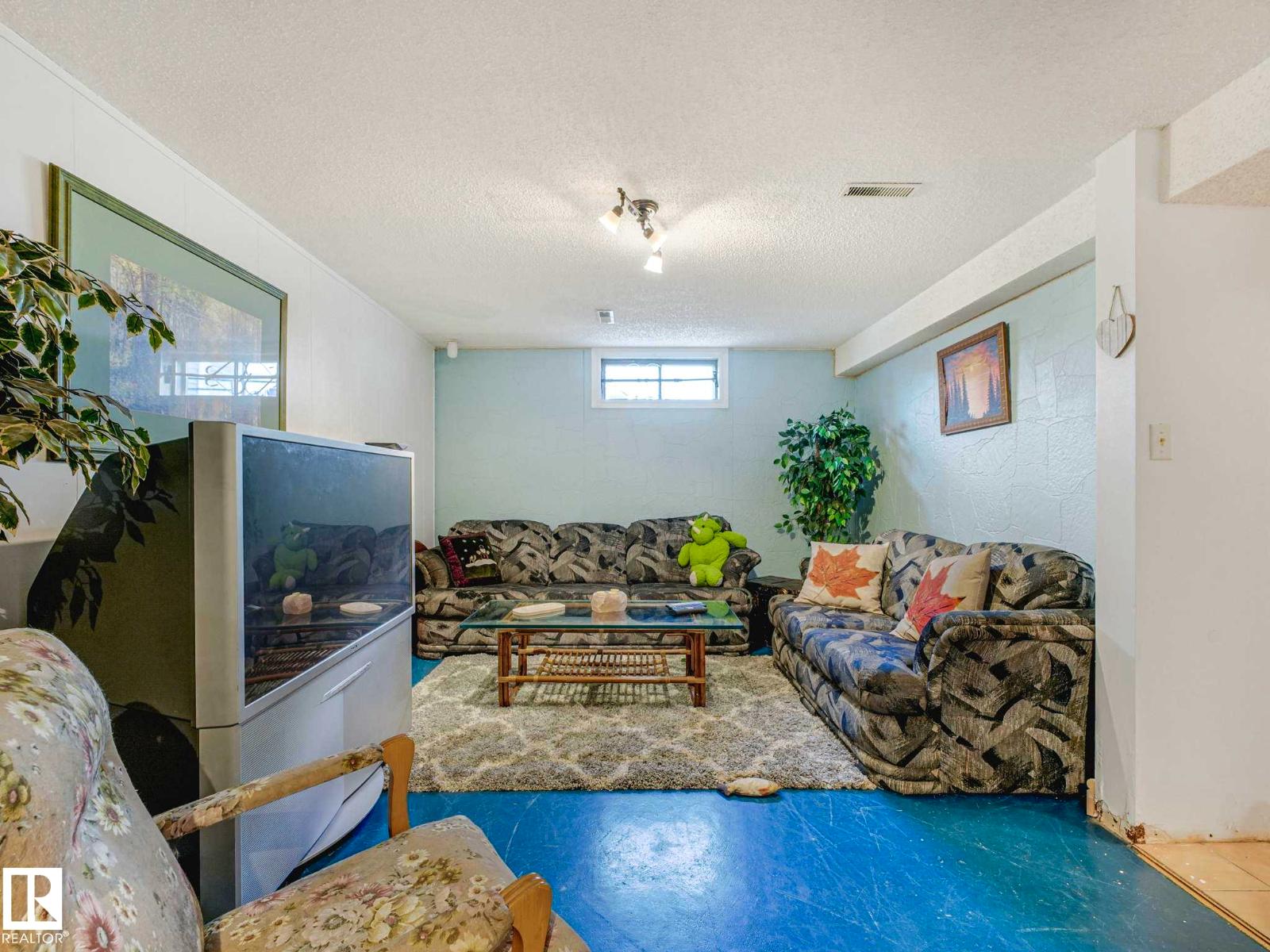 11514 138 AV NW - 51