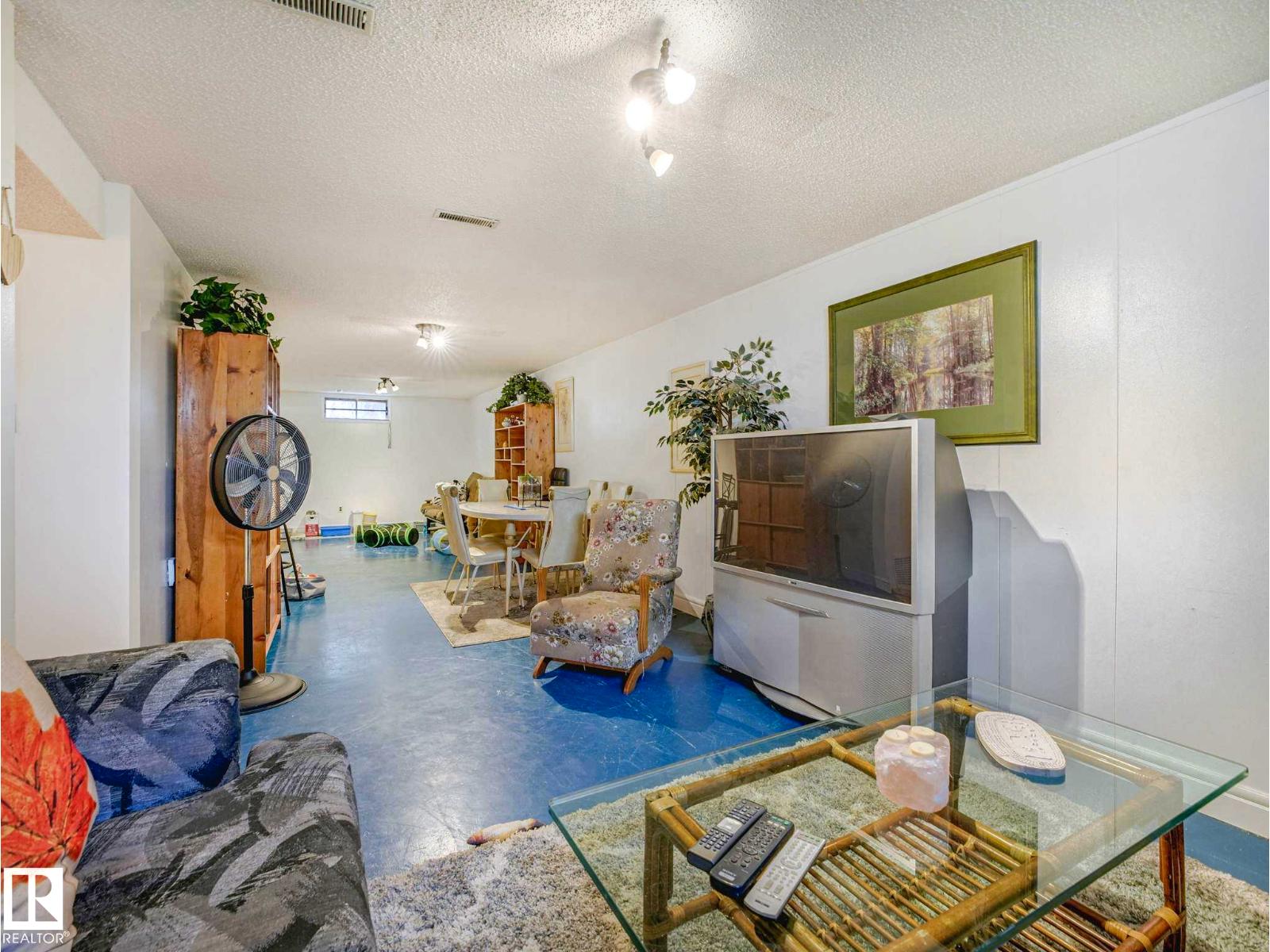 11514 138 AV NW - 52