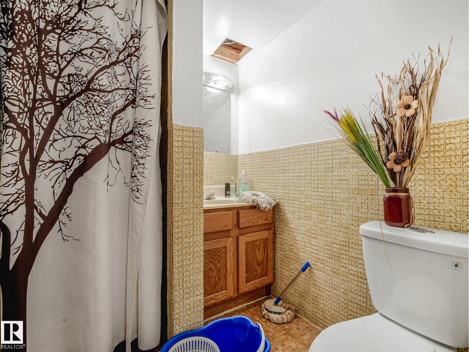 11514 138 AV NW - 53
