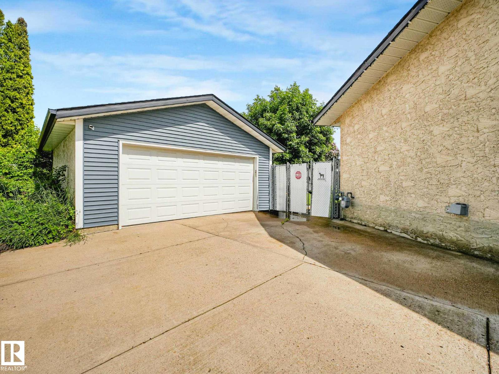 11514 138 AV NW - 58