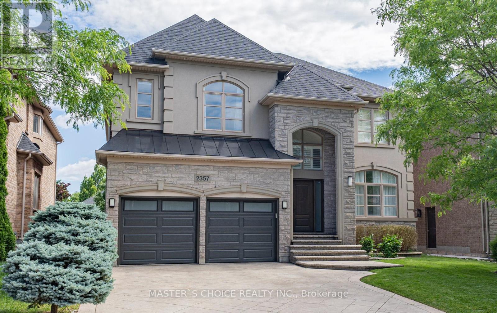 2357 RIDEAU DRIVE - 1