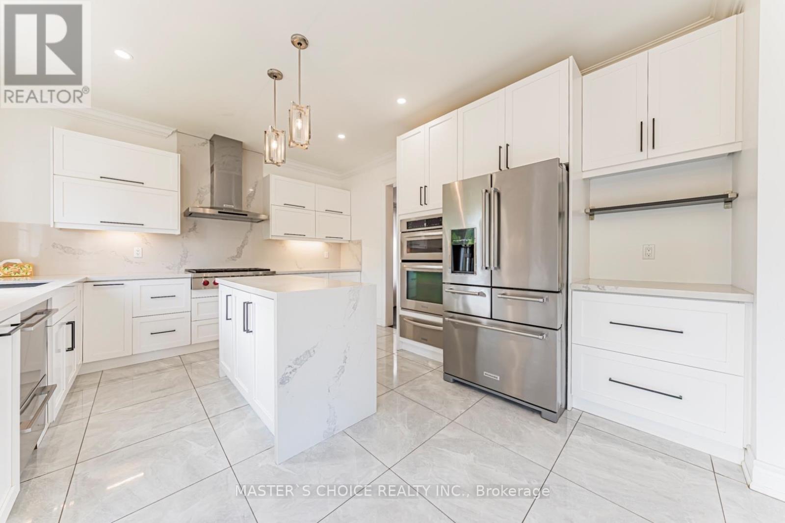 2357 RIDEAU DRIVE - 14