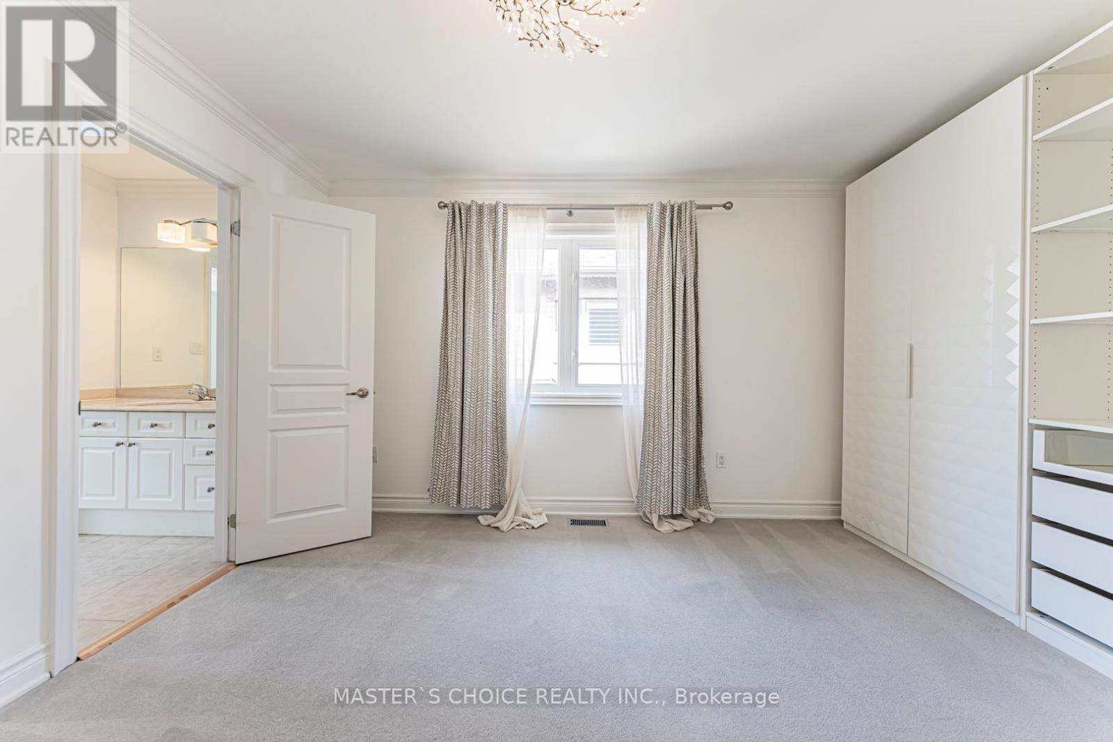 2357 RIDEAU DRIVE - 26