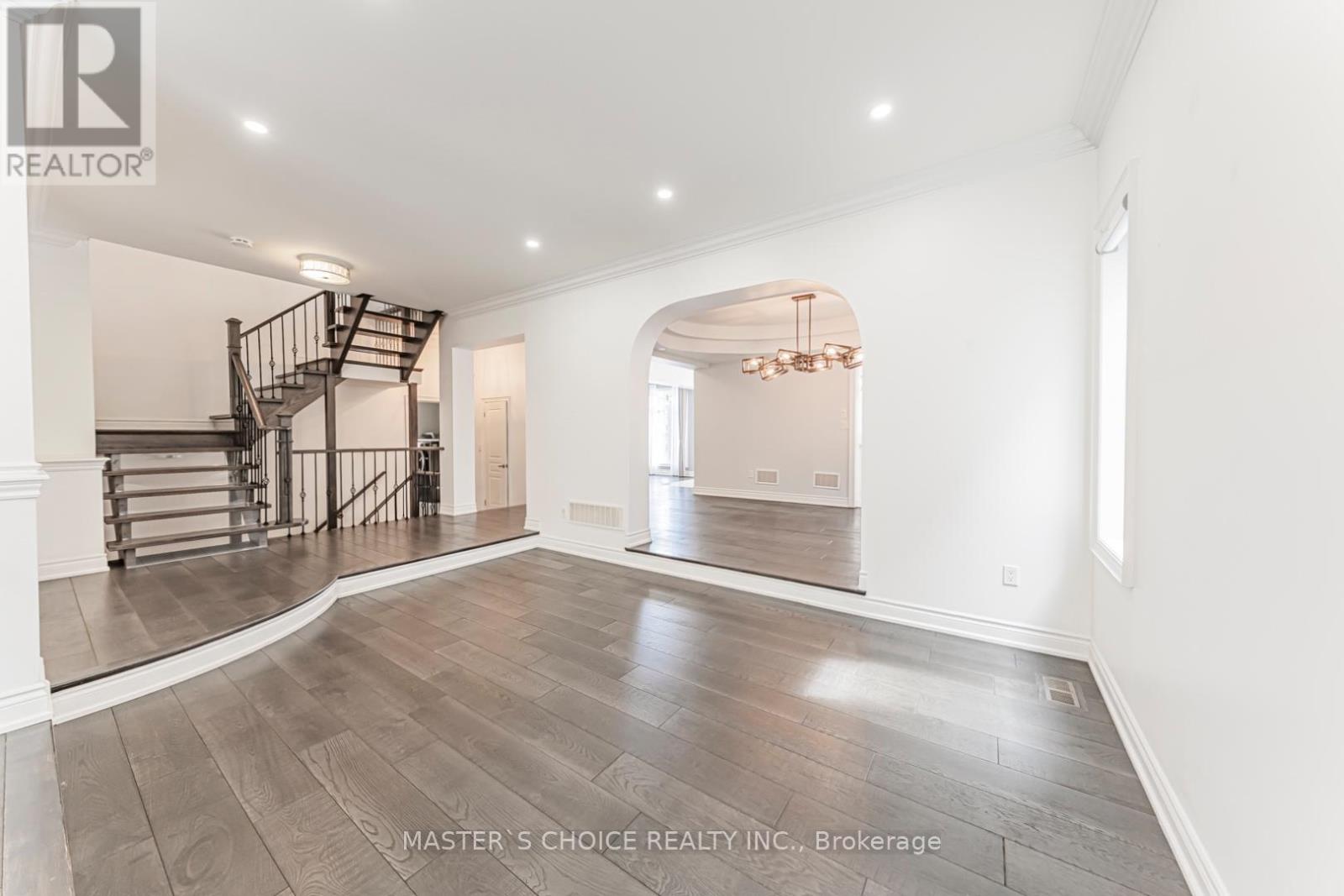 2357 RIDEAU DRIVE - 5