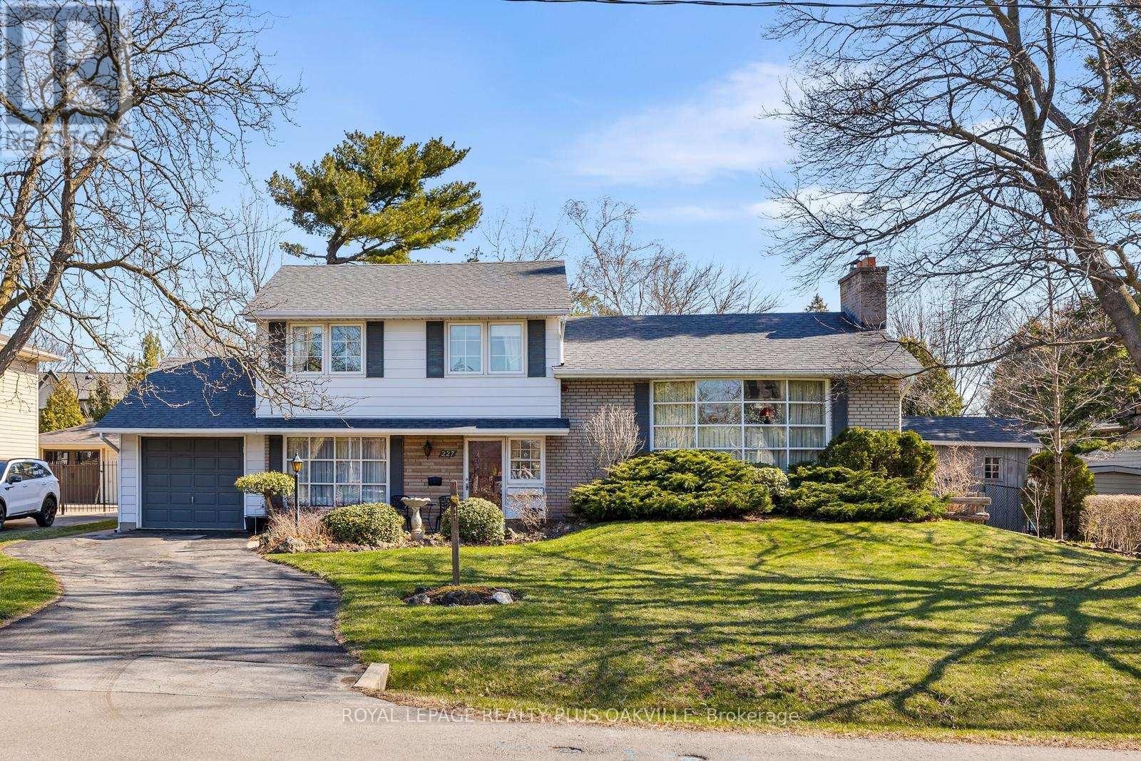 227 SANDWELL DRIVE - 2