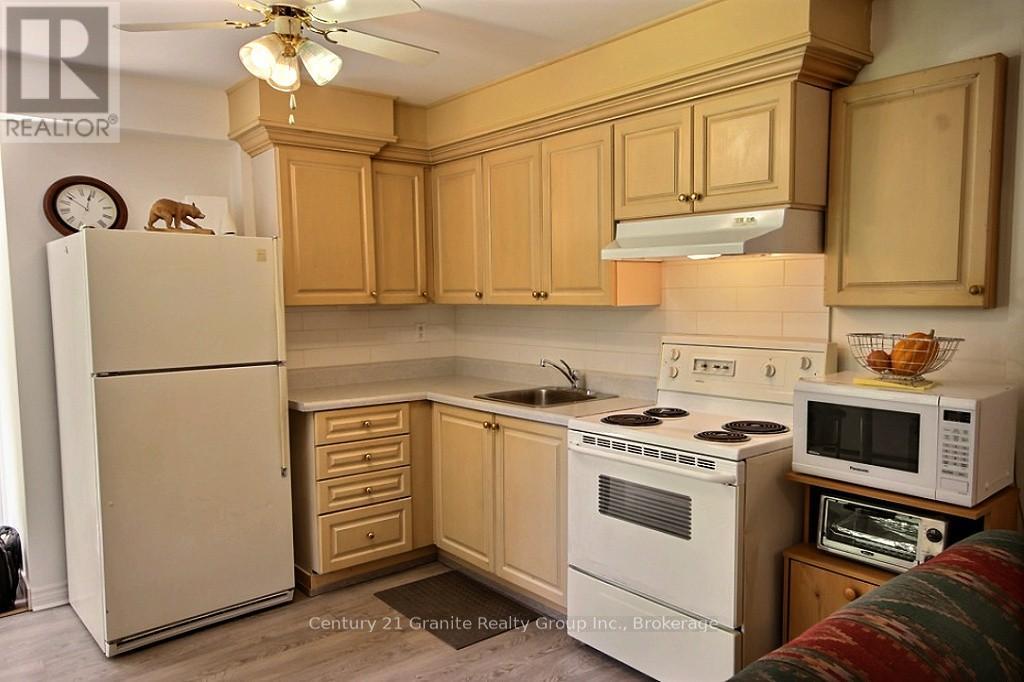 15661 35 HIGHWAY - 12