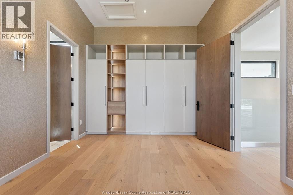 152 GRANDVIEW AVENUE - 40