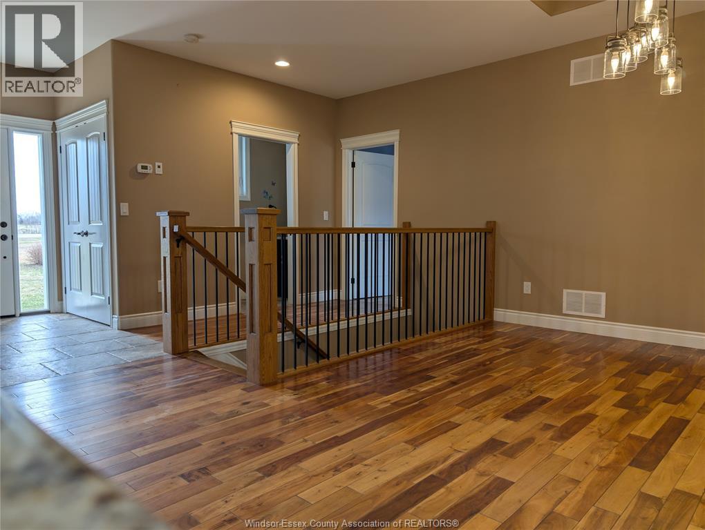 1377 COUNTY RD 20 West - 17