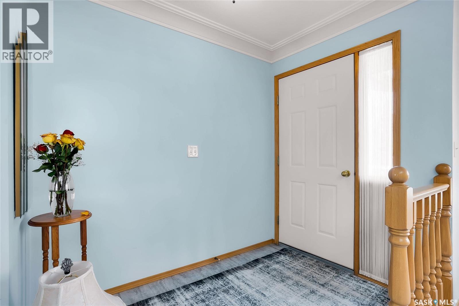#117 420 Heritage CRESCENT - 2