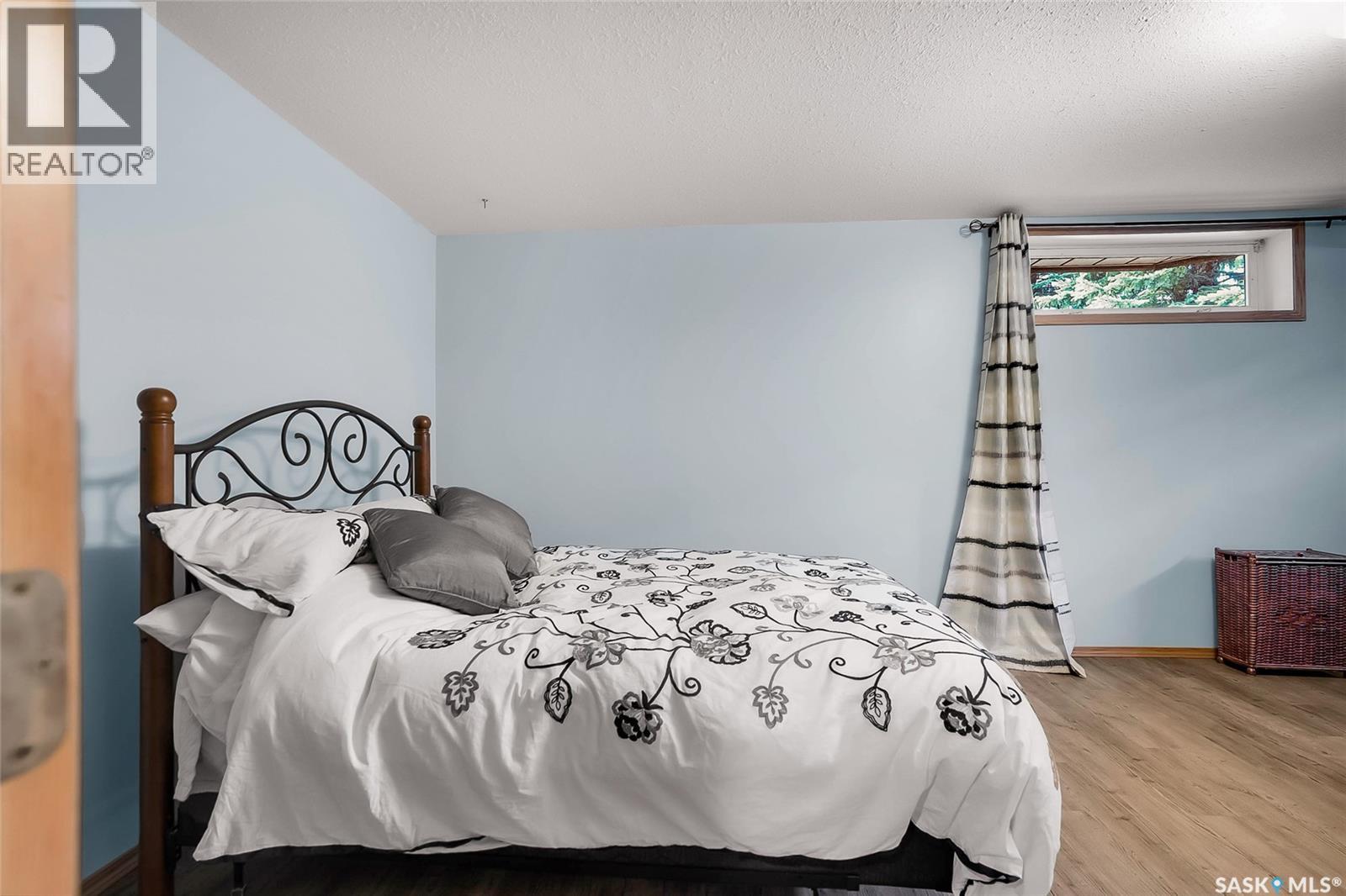 #117 420 Heritage CRESCENT - 26