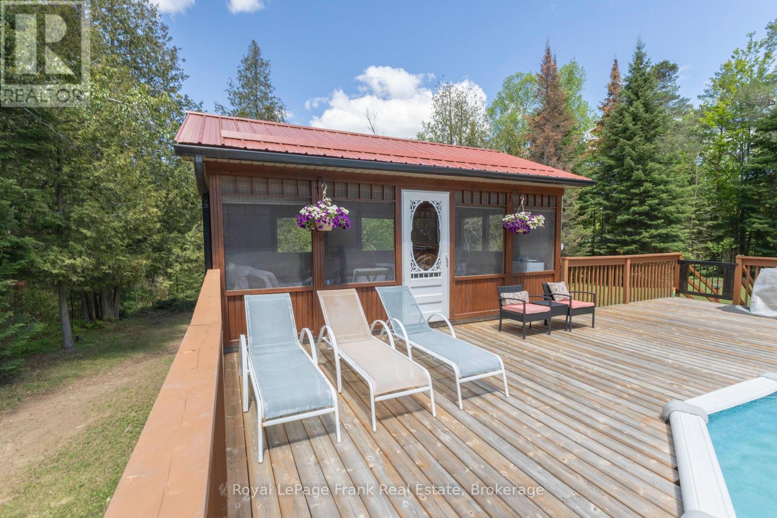 1291 SOUTH WILBERFORCE ROAD - 13