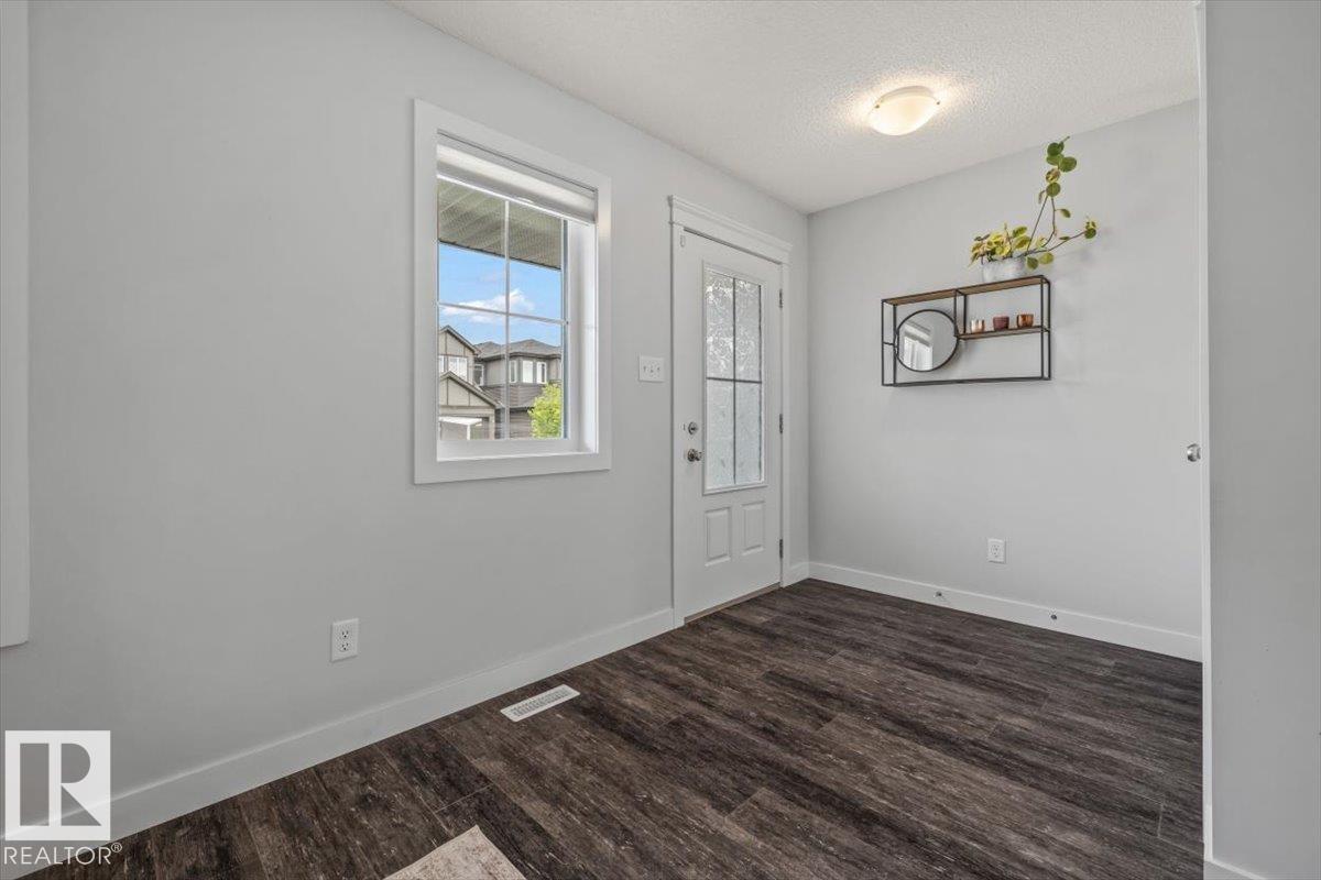 2043 GRAYDON HILL CR SW - photo 2