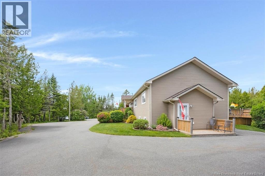 735 Hillcrest Road - Image 43