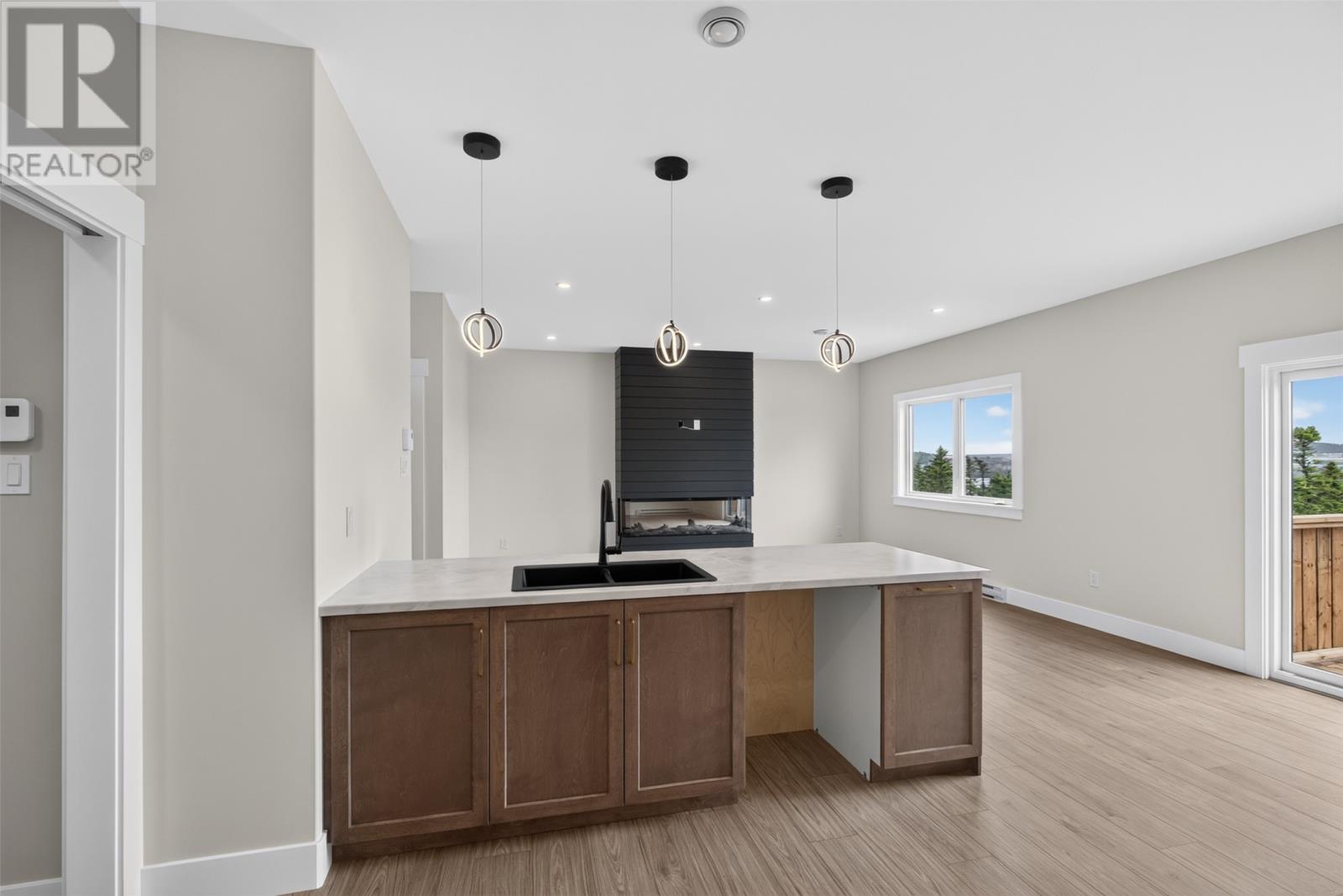 99 Trenton Drive - 14
