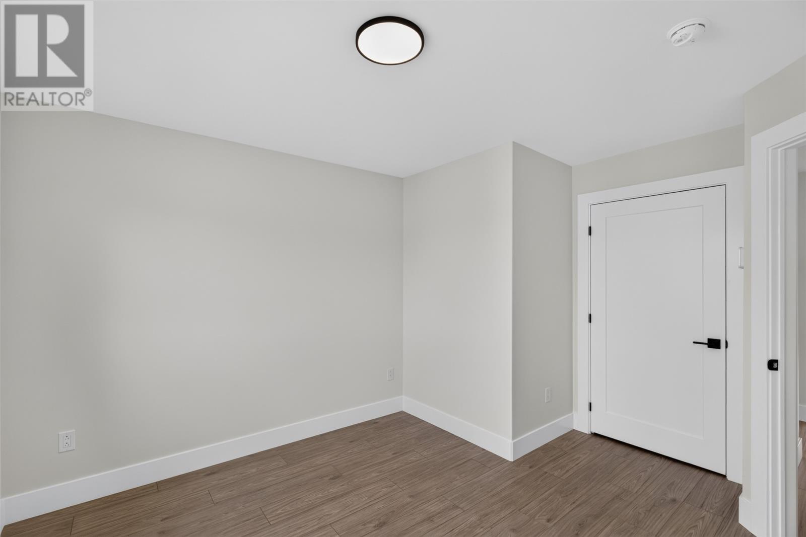 99 Trenton Drive - 29