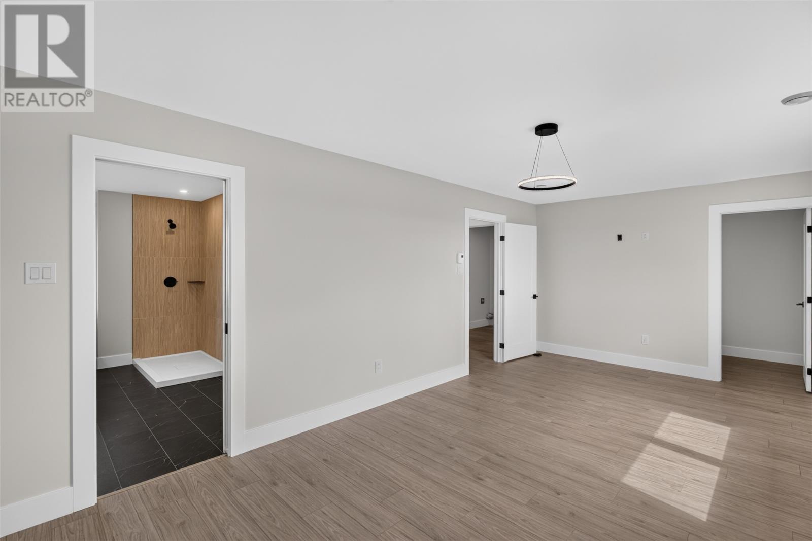 99 Trenton Drive - 33