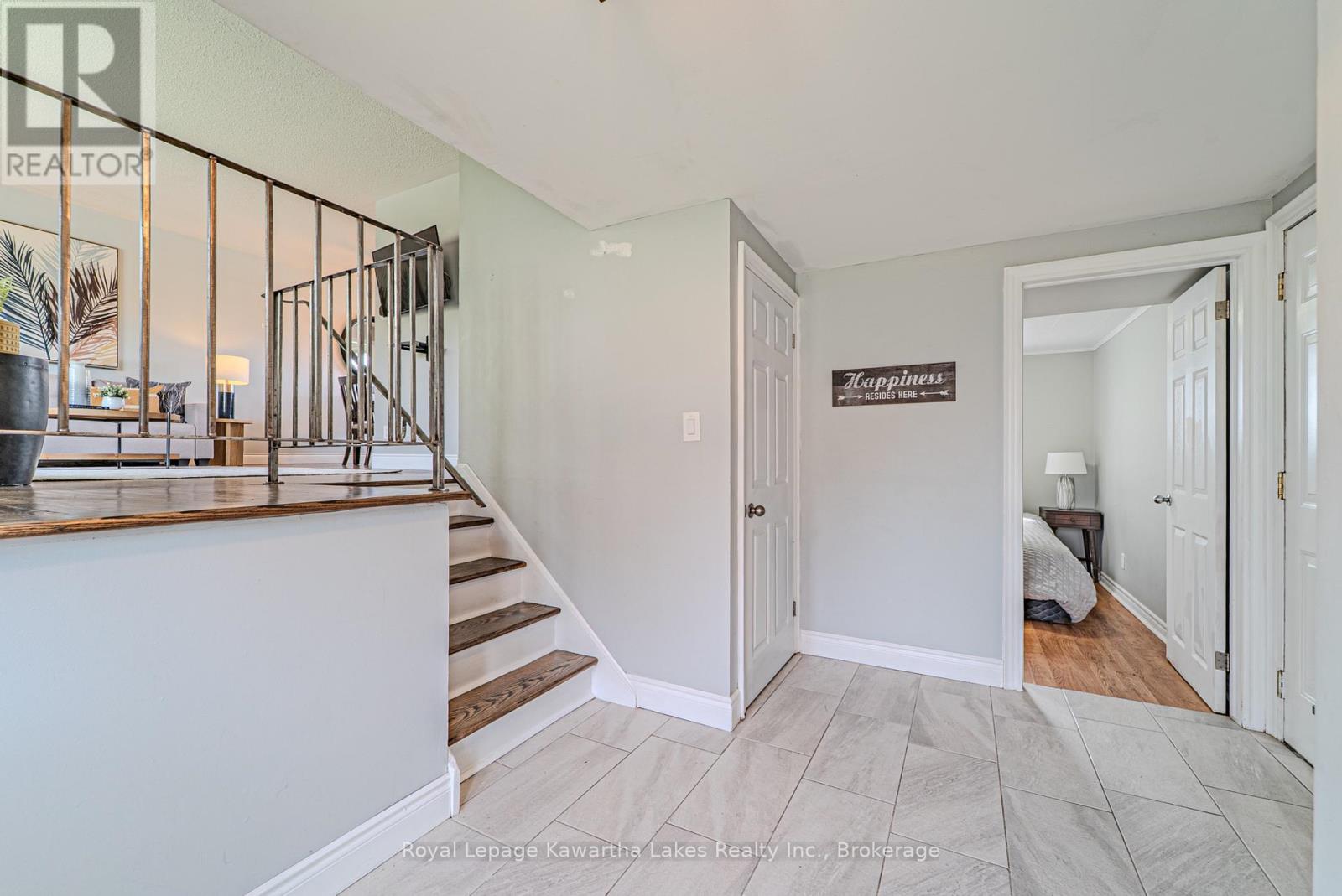 645 HAYDEN CRESCENT - 5