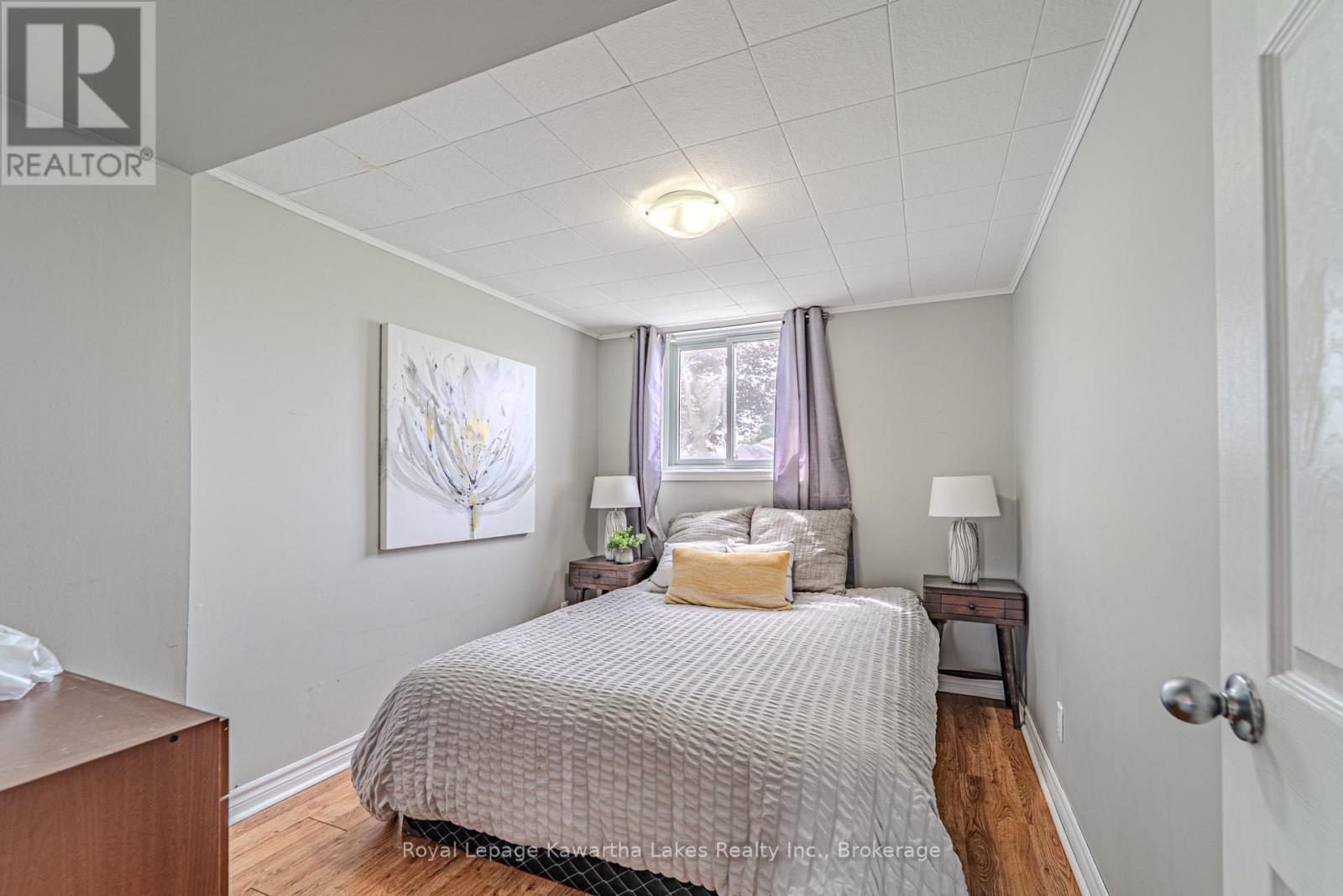 645 HAYDEN CRESCENT - 6