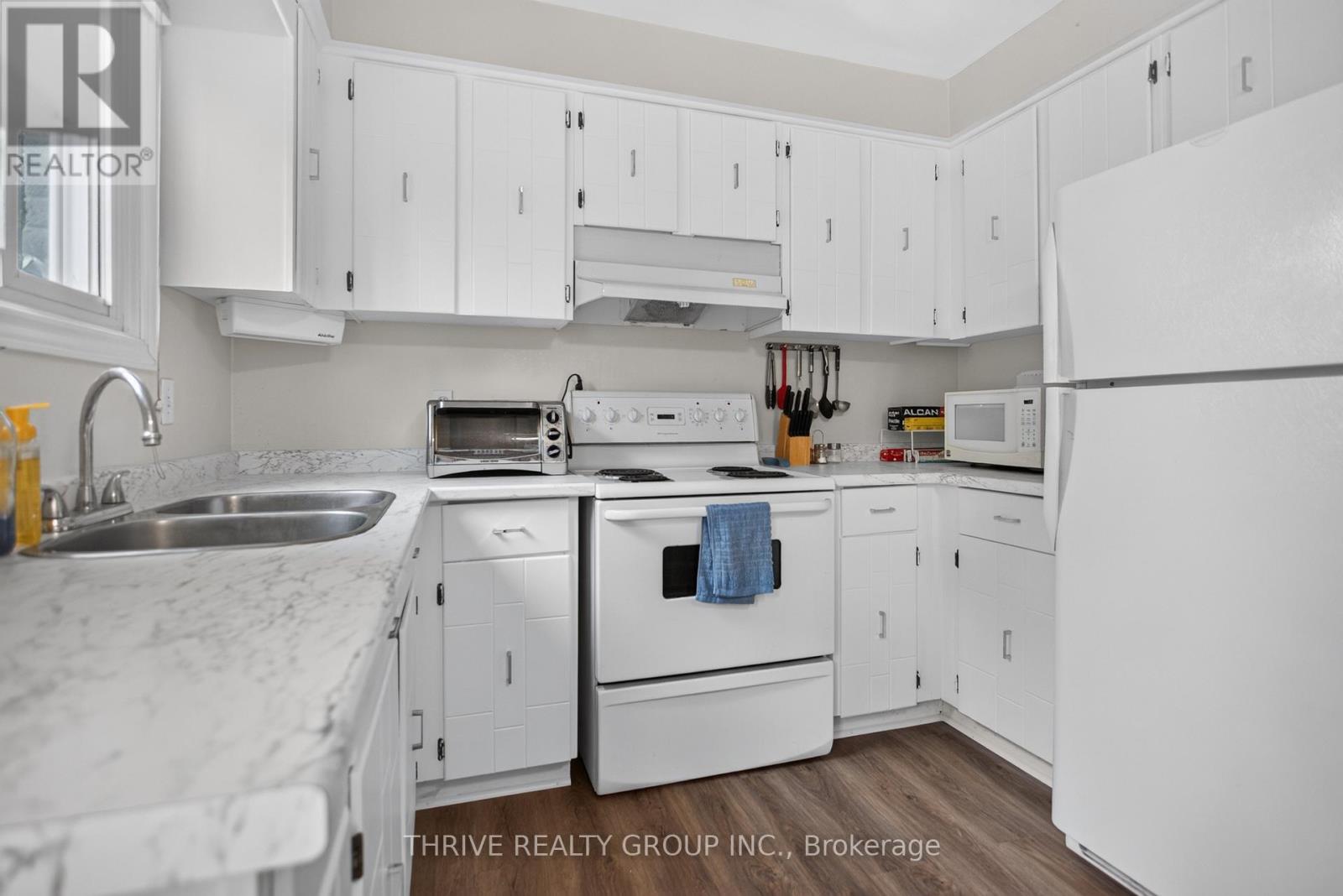 1762 ALDERSBROOK ROAD - 10