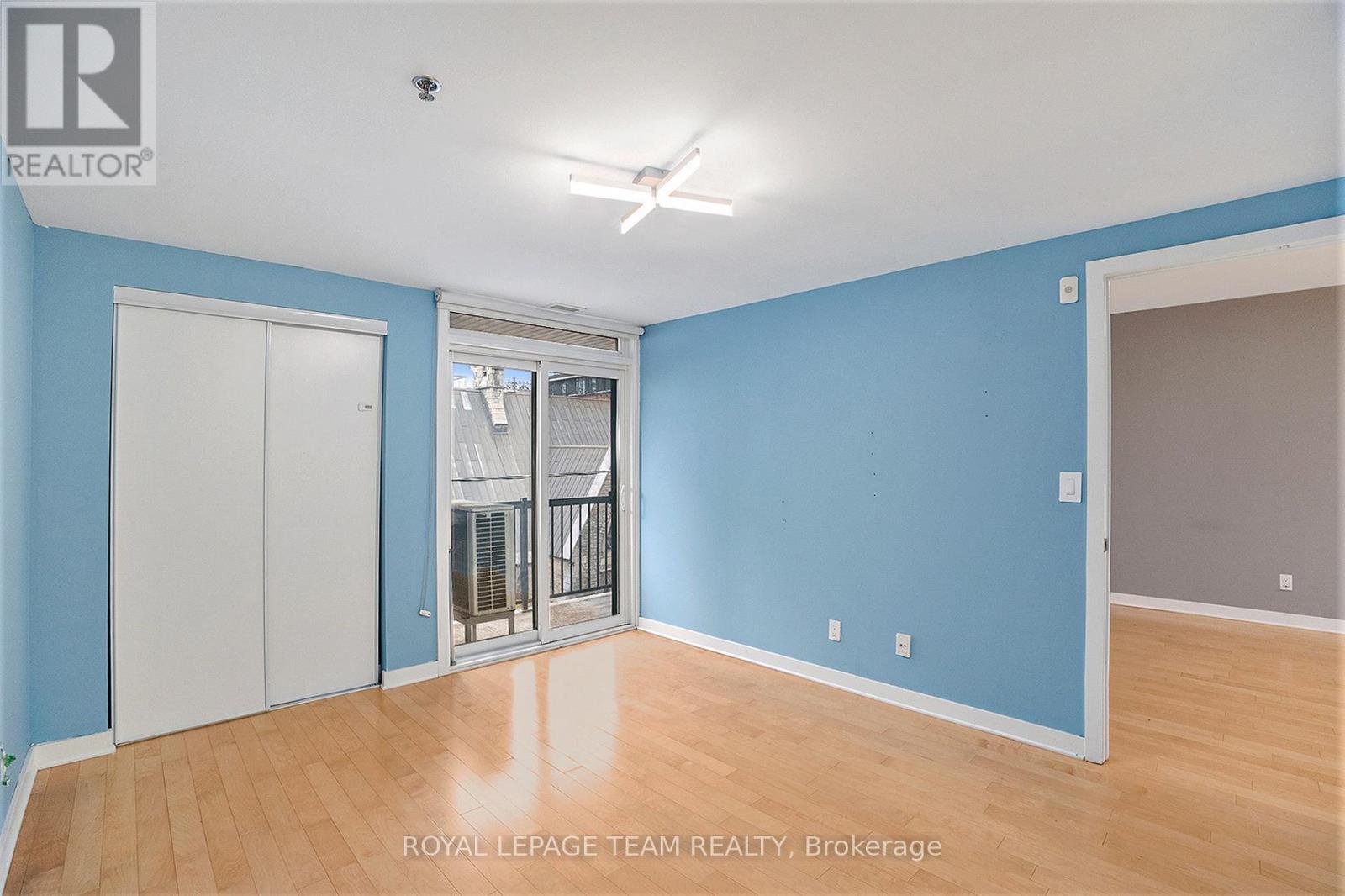 #404 456 KING EDWARD AVENUE - 13
