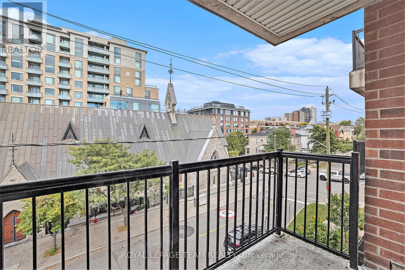 #404 456 KING EDWARD AVENUE - 16