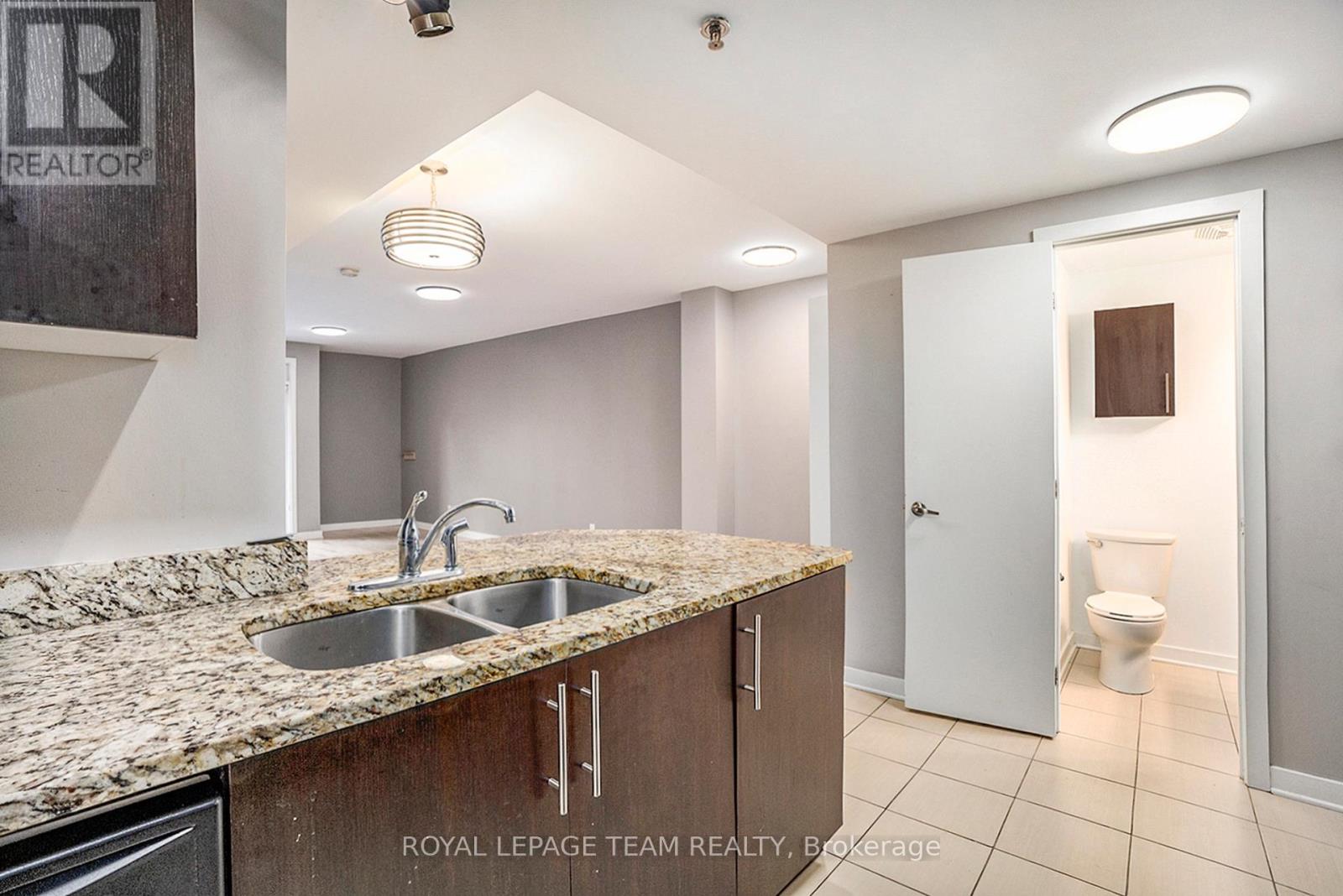 #404 456 KING EDWARD AVENUE - 4