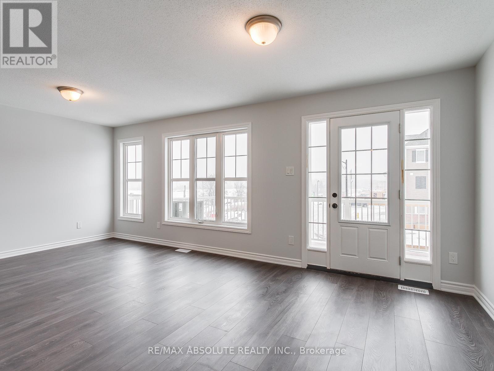 2 Bed, 3 Bath House for Rent in Ottawa – 315 PUMPKINSEED CRESCENT, Ottawa – MLS# X13478562 - Image 10