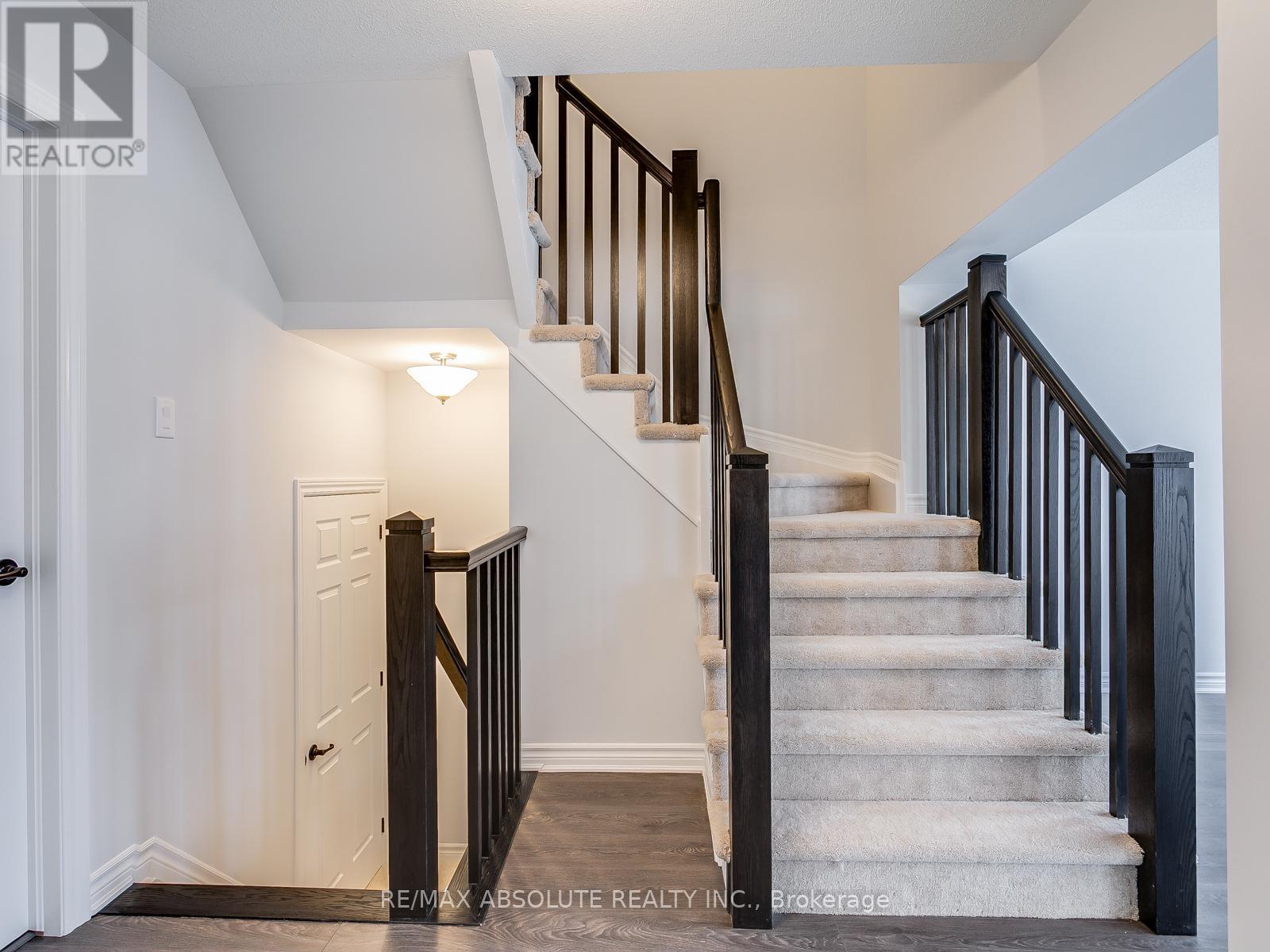 2 Bed, 3 Bath House for Rent in Ottawa – 315 PUMPKINSEED CRESCENT, Ottawa – MLS# X13478562 - Image 15