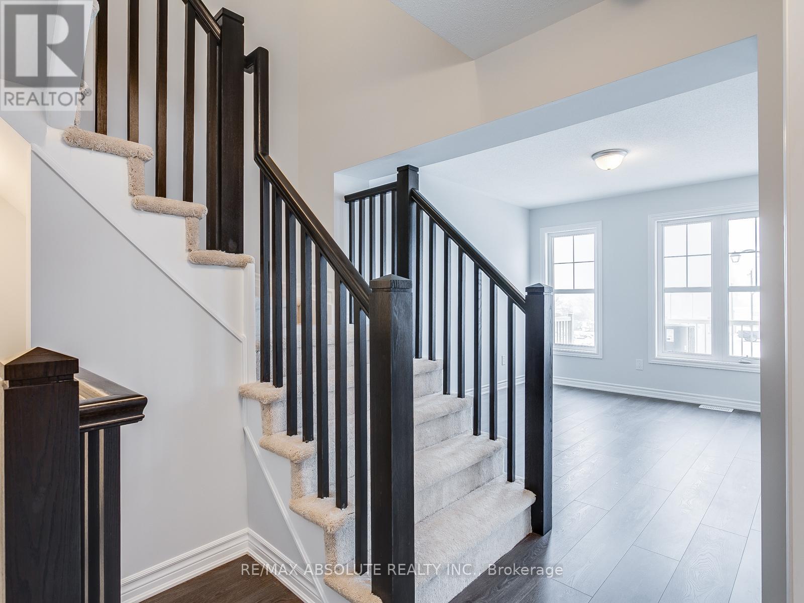 2 Bed, 3 Bath House for Rent in Ottawa – 315 PUMPKINSEED CRESCENT, Ottawa – MLS# X13478562 - Image 16