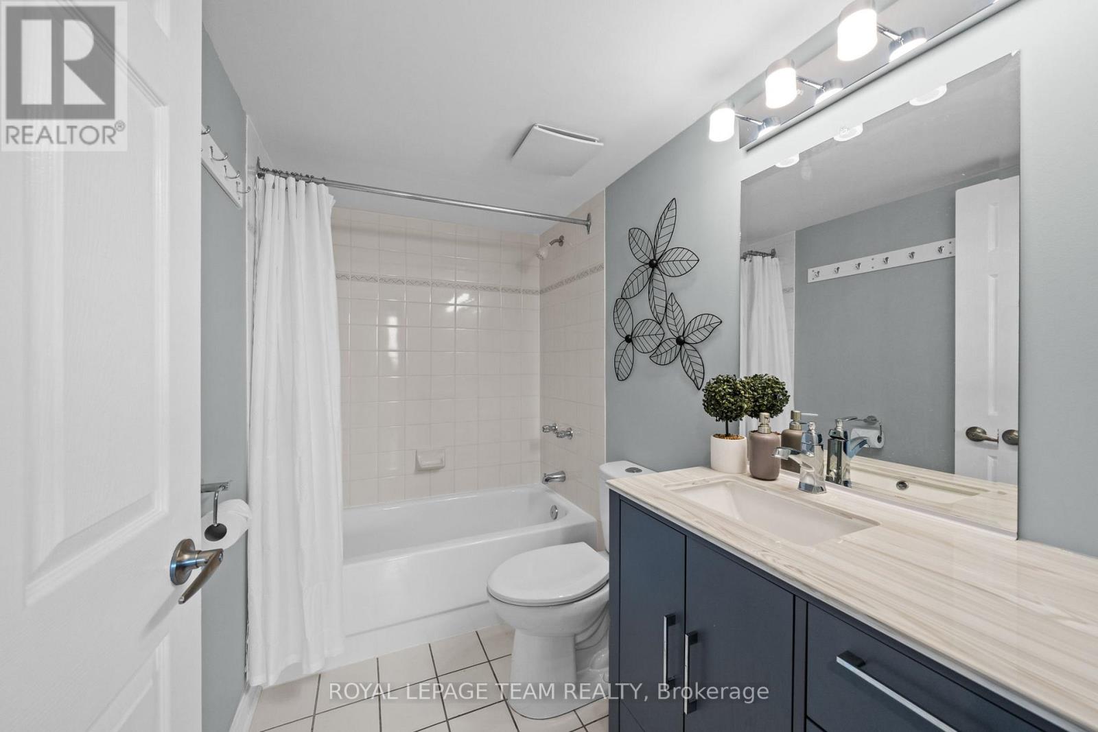 #611 1440 HERON ROAD - 23