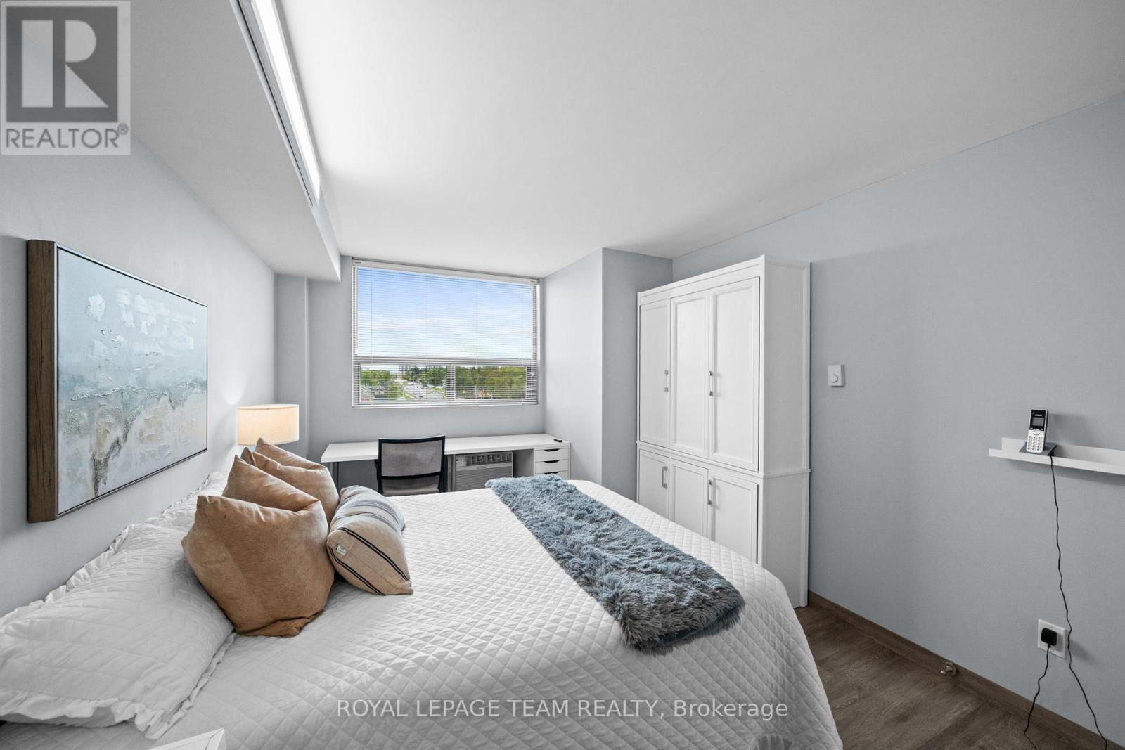 #611 1440 HERON ROAD - 25