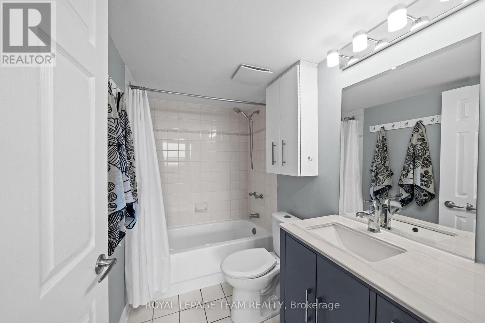 #611 1440 HERON ROAD - 28