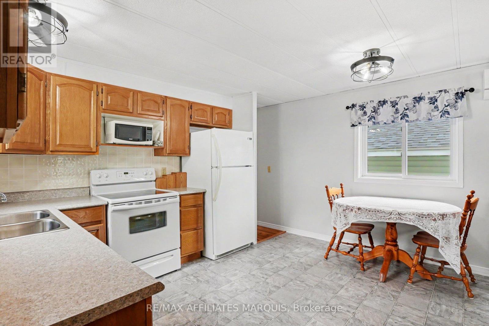 10 SADDLE AVENUE - 14