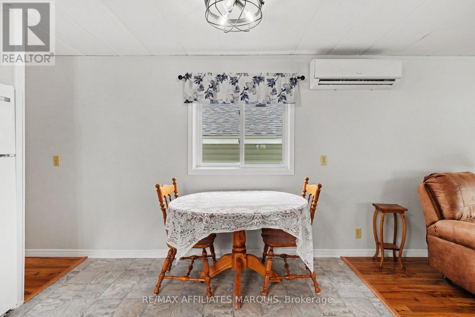 10 SADDLE AVENUE - 15