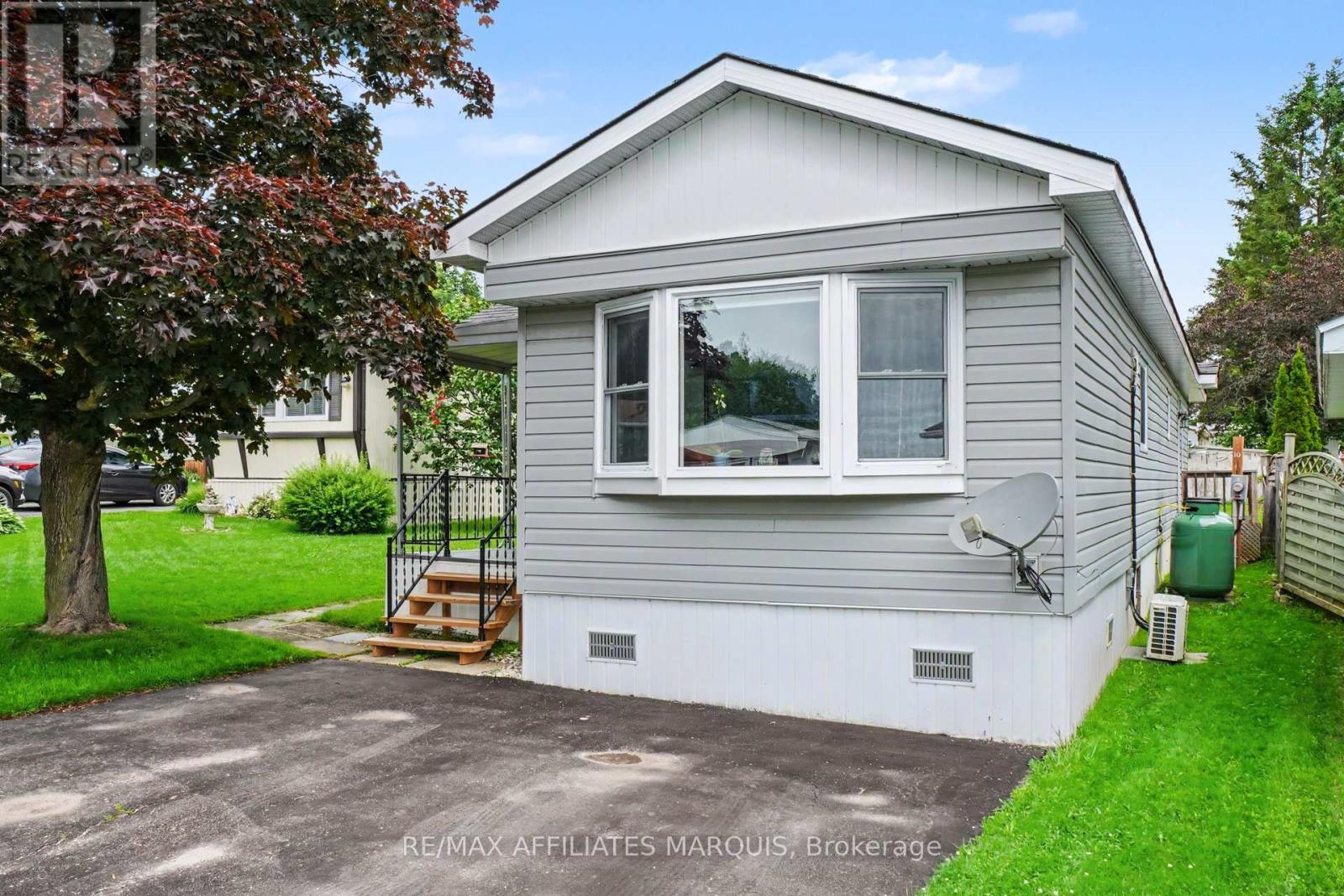 10 SADDLE AVENUE - 2