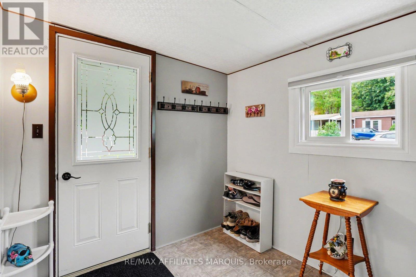 10 SADDLE AVENUE - 5