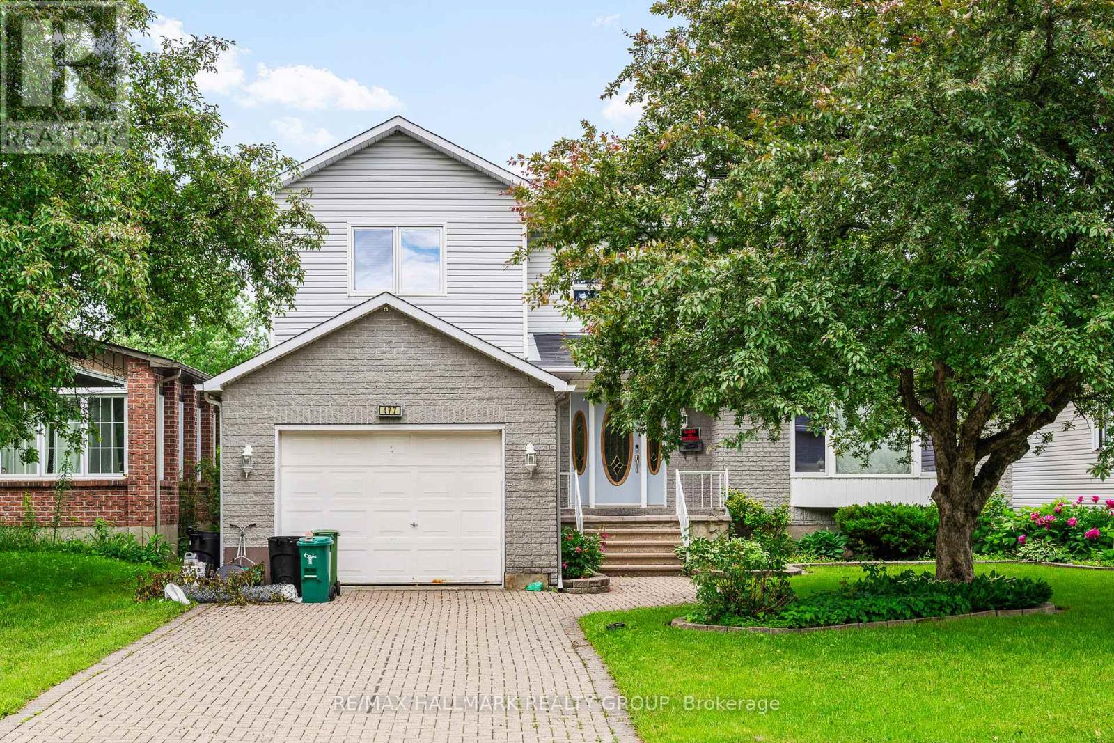 477 DUVERNAY DRIVE - 1