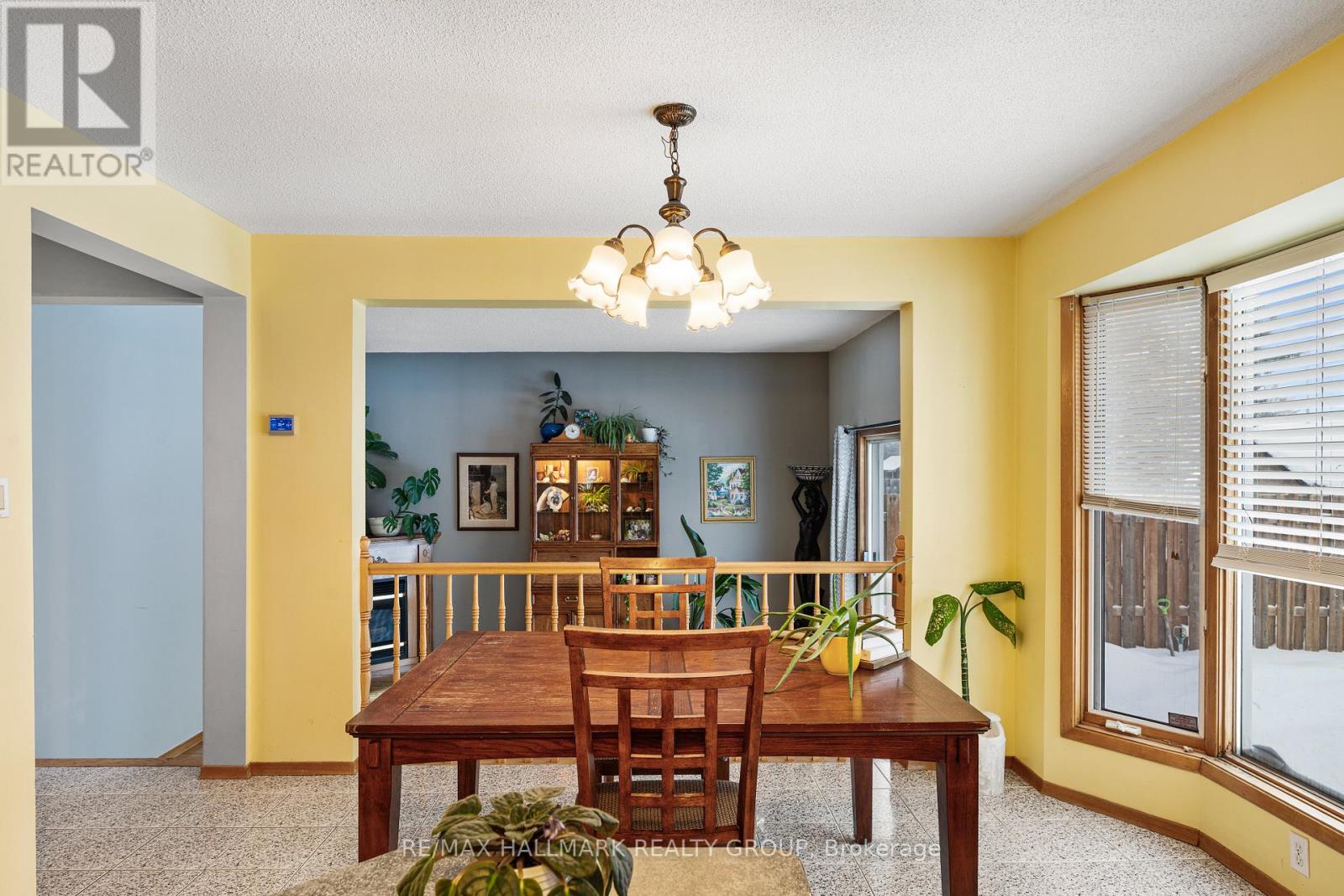 477 DUVERNAY DRIVE - 11