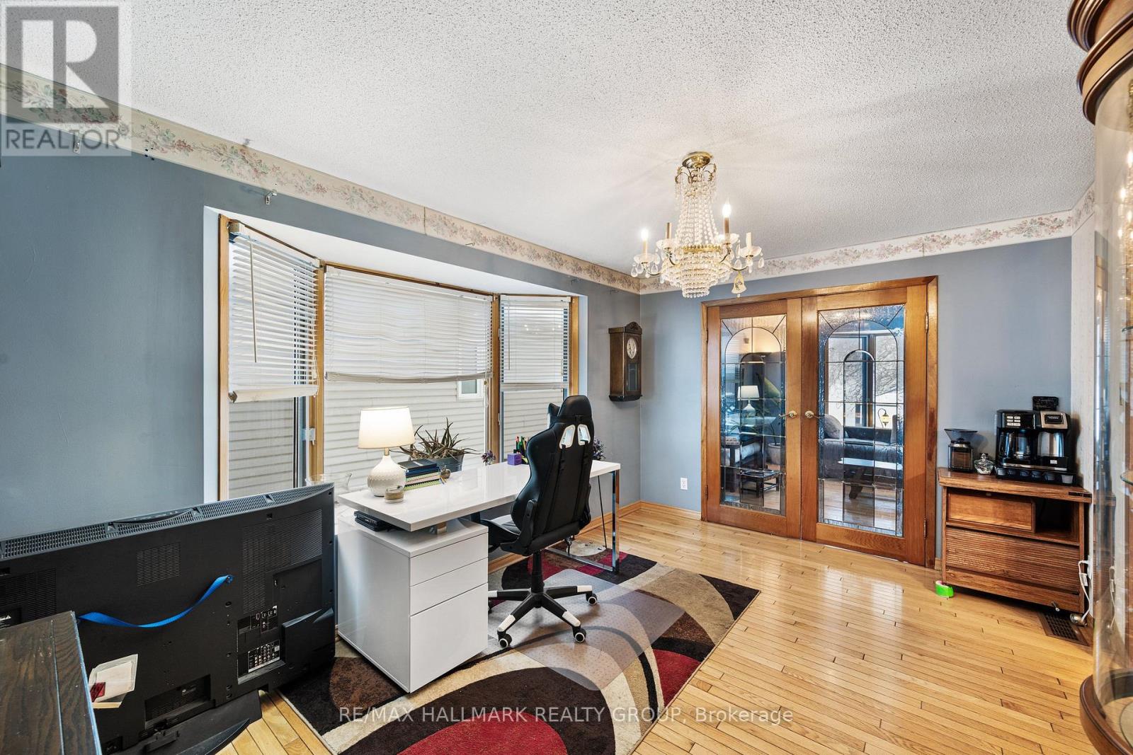 477 DUVERNAY DRIVE - 16