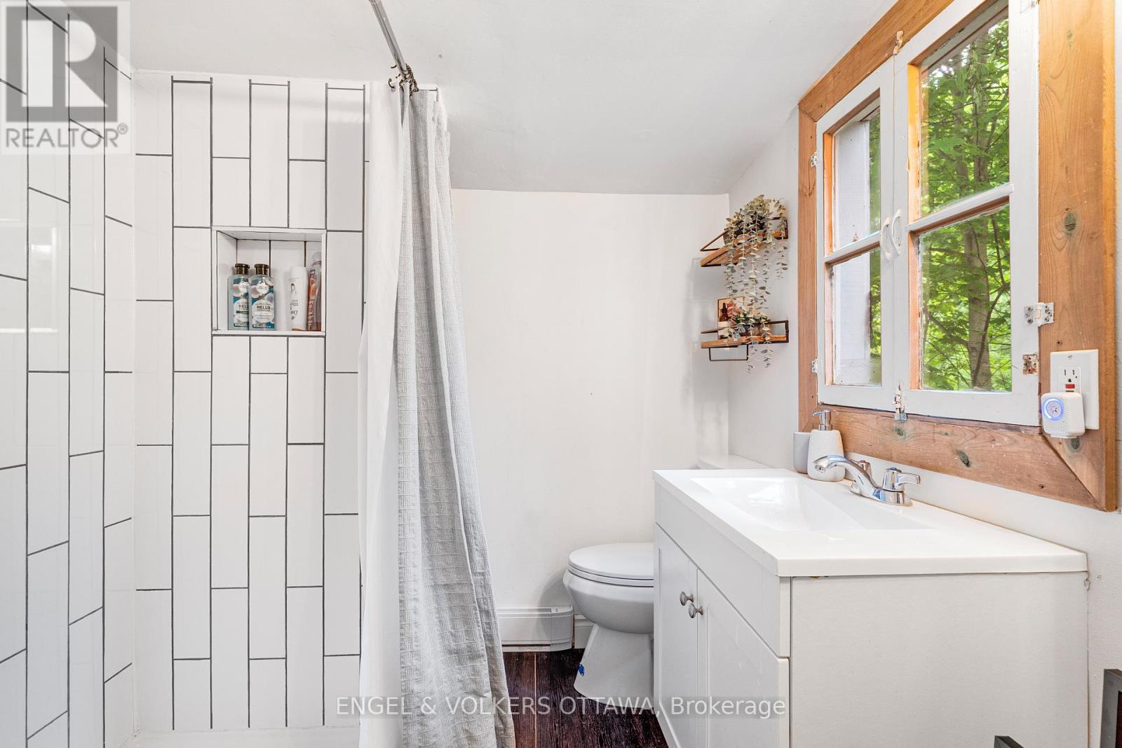 1779 CENTENNIAL LAKE ROAD - 30