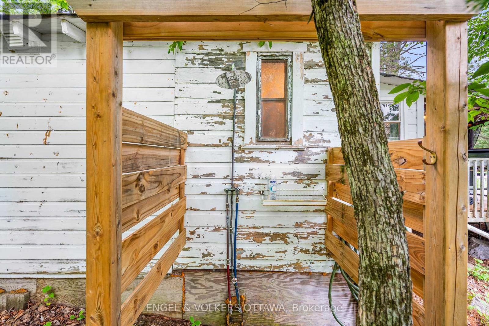 1779 CENTENNIAL LAKE ROAD - 41