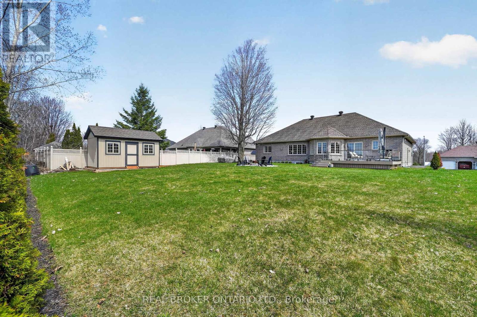 12 PENNY LANE - 46