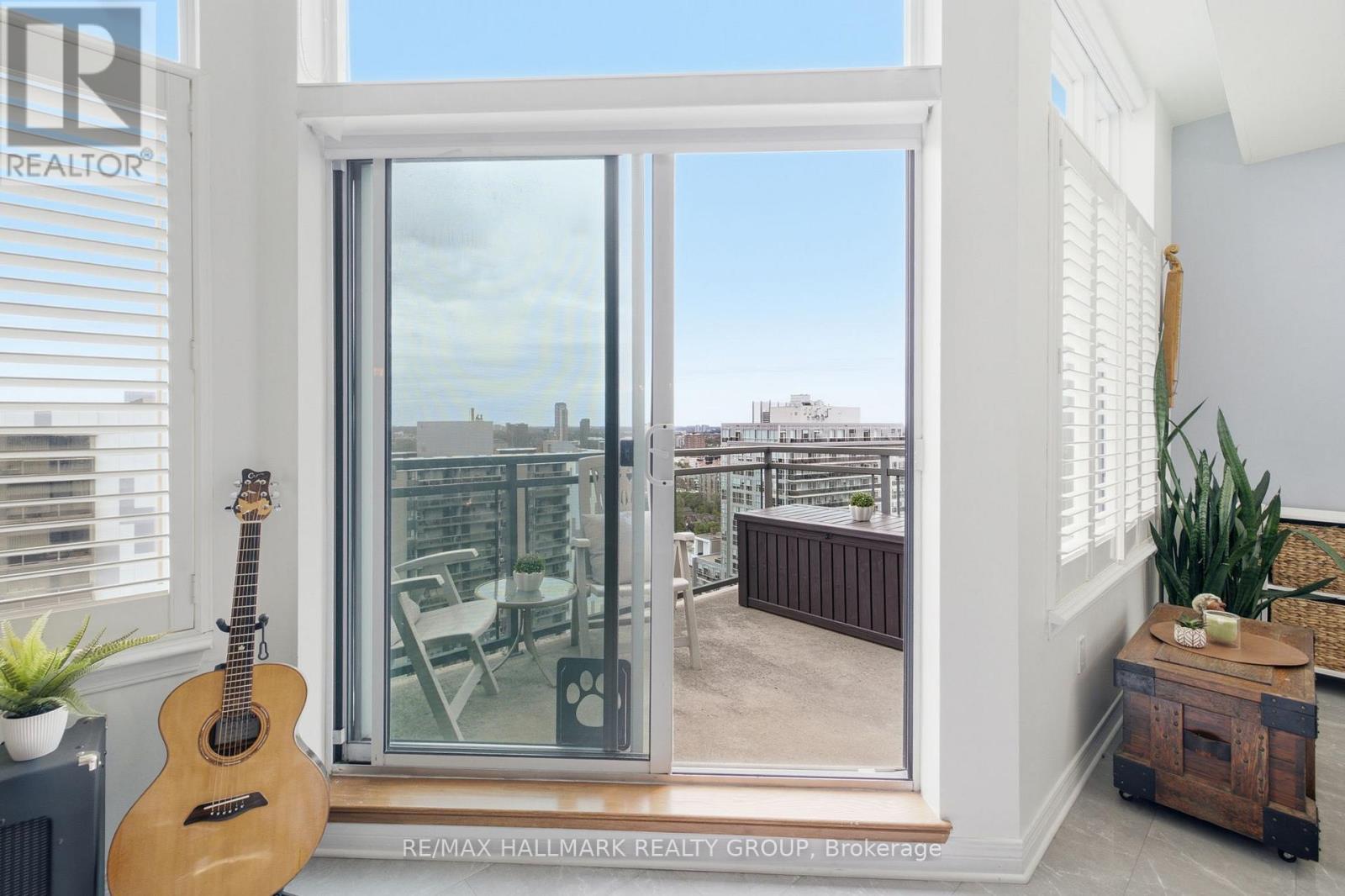 #2301 570 LAURIER AVENUE W - 20