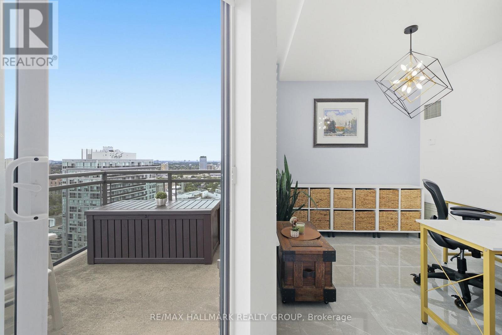 #2301 570 LAURIER AVENUE W - 21