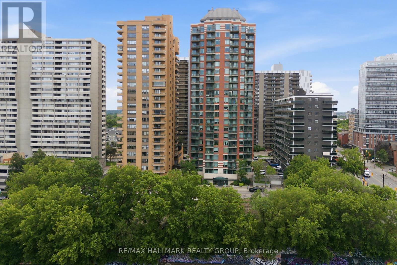 #2301 570 LAURIER AVENUE W - 37