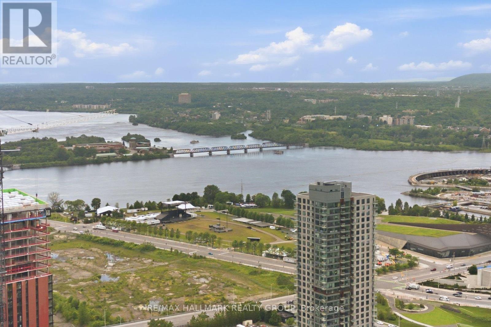 #2301 570 LAURIER AVENUE W - 40