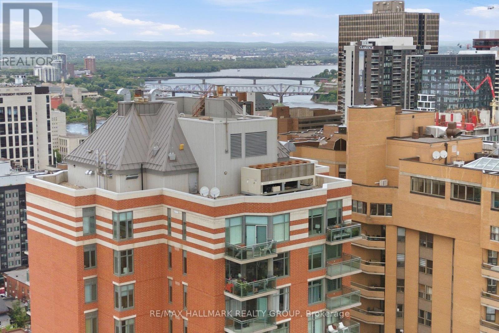 #2301 570 LAURIER AVENUE W - 42
